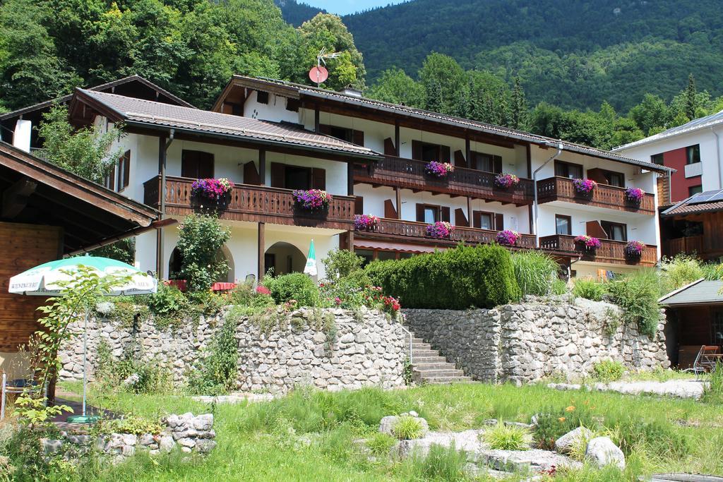 Ferienwohnungen Quellenhof Bad Reichenhall Luaran gambar