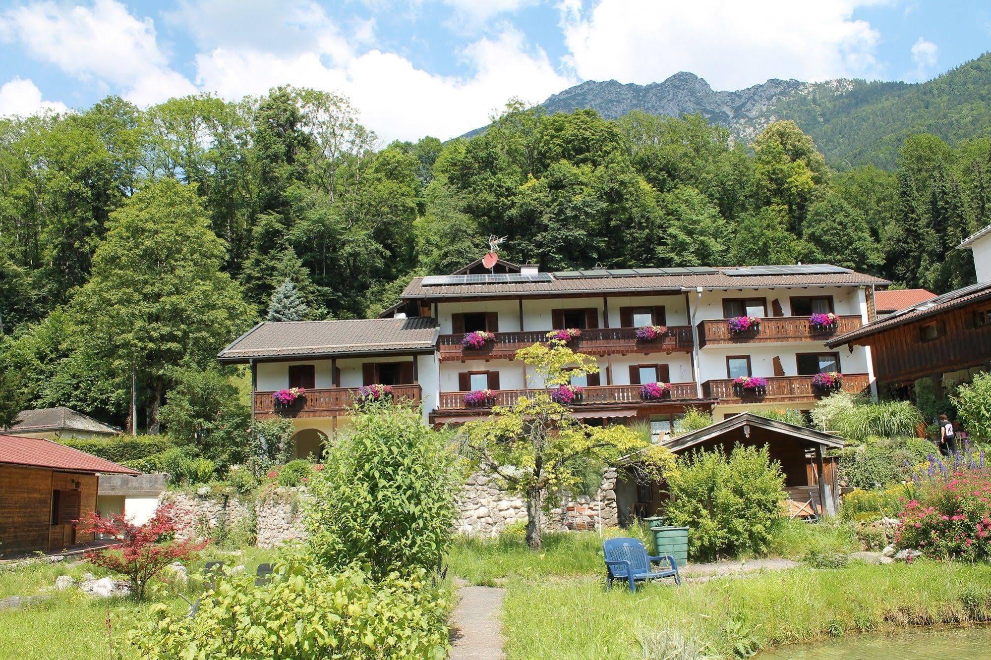 Ferienwohnungen Quellenhof Bad Reichenhall Luaran gambar